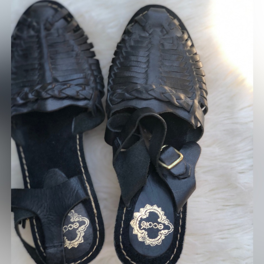 Ecote (Urban outfitters brand) black and wood wedge